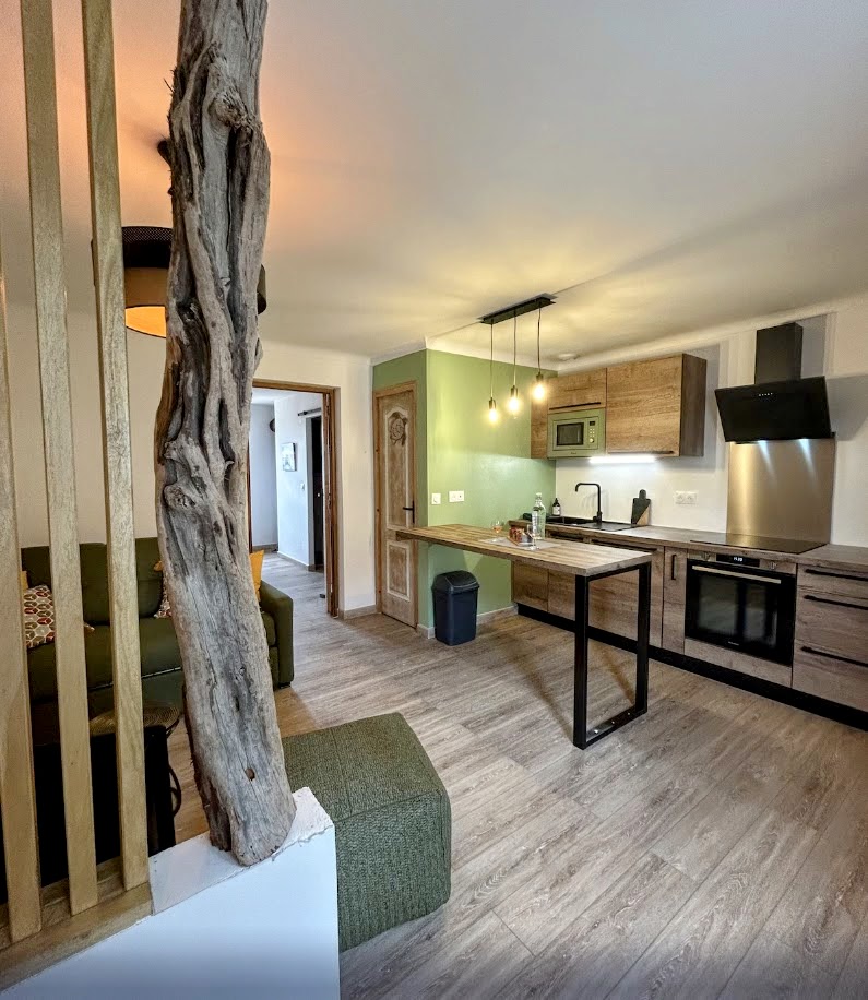 Monacia d_aullene-EDIT